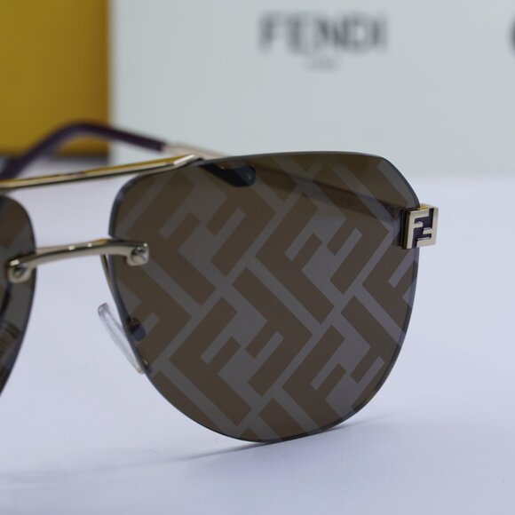 Fendi FE40115U 32G Aviator Sunglasses - Gold/Brown with FF Pattern Mirror - Picture 5 of 9